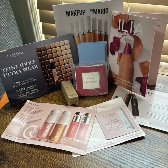 Assorted makeup samples - 8 pcs - Picture 2 of 2